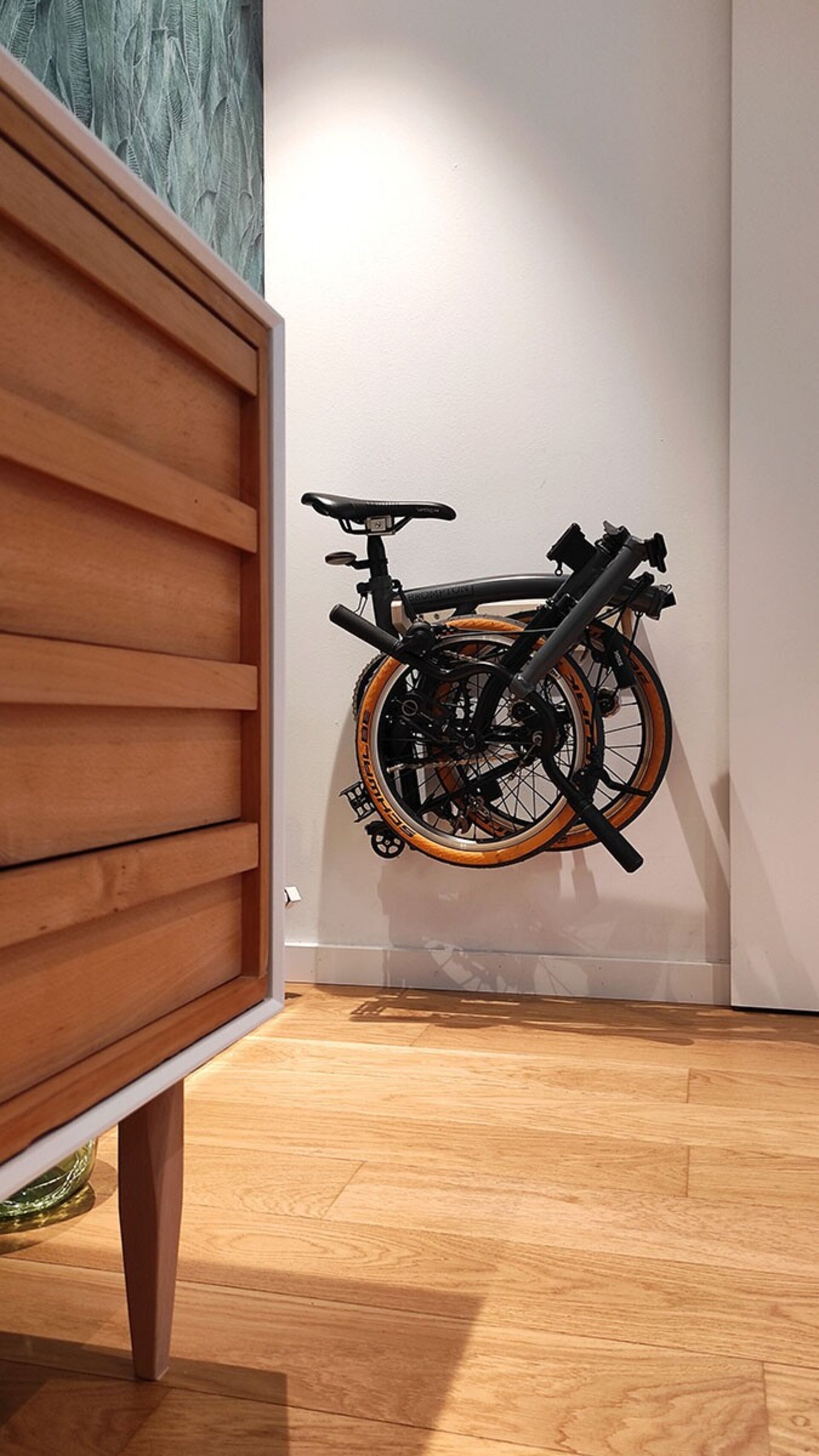 Soporte de pared para bicicleta Brompton - 9